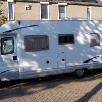Burstner campers TEILINTEGRIERT uit 2005 Foto #2