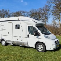 Hymer T 614 CL 2X2 uit 2011 Foto #1