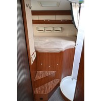 Hymer B 694 SL Schotel Zonnepaneel Dwarsbed Hefbed Foto #16
