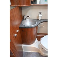 Hymer B 694 SL Schotel Zonnepaneel Dwarsbed Hefbed Foto #21