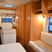 Hymer Camp Classic 542 CL 5 slaapplaatsen Luifel Foto #1
