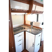 Hymer B 654 SL incl Luifel Schotel LM Velgen Trekhaak Etc. Foto #11