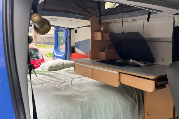 Renault campers TRAFIC 1200 L2 H1 1.9 DCI 100 uit 2004