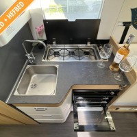 Adria Matrix Plus 670 DC uit 2021 Foto #8