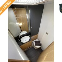 Adria Matrix Plus 670 DC uit 2021 Foto #10