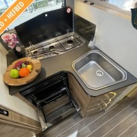 Adria Matrix Platinum 670 SC uit 2018 Foto #7