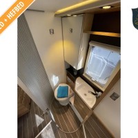 Adria Matrix Platinum 670 SC uit 2018 Foto #9