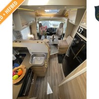 Adria Matrix Platinum 670 SC uit 2018 Foto #11