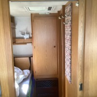 RMB campers Silver op Mercedes uit 1990 Foto #3