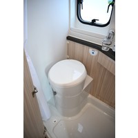 Adria Twin Plus Family 600 SP Luifel Zonnepaneel Dubbel bed Foto #77