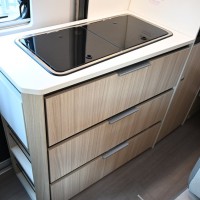 Adria Twin Plus Family 600 SP Luifel Zonnepaneel Dubbel bed Foto #146