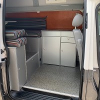 Volkswagen campers TRANSPORTER TDI 96 KW 1.0 uit 2006 Foto #2