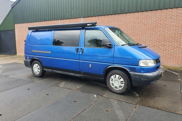 Volkswagen campers T4 2.5 TDI Buscamper | CRUISECONTROL | 6 persoons op kenteken uit 2000