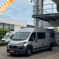 Pössl Summit 640 Prime uit 2016 Foto #1