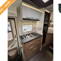 Adria Matrix 600 SL uit 2020 Foto #6