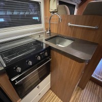 Adria Matrix 680 SP uit 2012 Foto #7