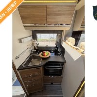 Adria Matrix Plus 670 SL uit 2017 Foto #6