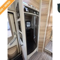 Adria Matrix Plus 670 SL uit 2017 Foto #8