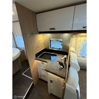 Laika Kosmo 212 140PK Euro6 Queensbed Luifel Bearlock Nieuwstaat Foto #16