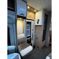 Laika Kosmo 212 140PK Euro6 Queensbed Luifel Bearlock Nieuwstaat Foto #23