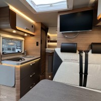 Weinsberg 640 MEG Pepper Edition 170PK Automaat Enkele Bedden Schotel Luifel Foto #20