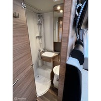 Weinsberg 640 MEG Pepper Edition 170PK Automaat Enkele Bedden Schotel Luifel Foto #28