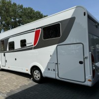 Bürstner Lyseo 734G Queensbed Hefbed Luifel Zonnepaneel Garage Foto #13