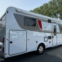 Bürstner Lyseo 734G Queensbed Hefbed Luifel Zonnepaneel Garage Foto #14