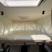 Bürstner Lyseo 734G Queensbed Hefbed Luifel Zonnepaneel Garage Foto #27