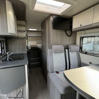 Hobby V65 GE Optima Ontour 165PK Enkele Bedden Zonnepanelen Luifel Schotel Foto #10