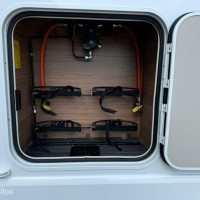 Knaus 700MEG Live I 9T-Automaat Enkele Bedden Hefbed Alde Trekhaak Foto #13