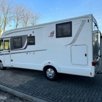 Rapido 855F Automaat Enkele Bedden Hefbed 2X Airco Zonnepaneel Foto #19