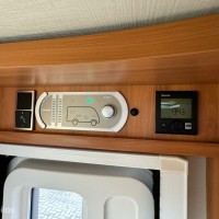 Hymer EXT 414 Automaat Dwarsbed EP Levelsysteem Zonnepaneel Foto #2