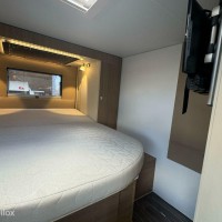 Adria Compact SCS Slide Out Queensbed Luifel Fietsenrek Bearlock Foto #24