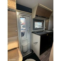 Adria Compact SCS Slide Out Queensbed Luifel Fietsenrek Bearlock Foto #1