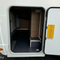 Adria Compact SCS Slide Out Queensbed Luifel Fietsenrek Bearlock Foto #4