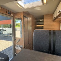 Weinsberg 700MEG CaraCore 9T-Automaat Enkele Bedden Hefbed Luifel Fietsenrek Foto #26