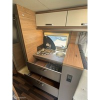 Weinsberg 700MEG CaraCore 9T-Automaat Enkele Bedden Hefbed Luifel Fietsenrek Foto #31