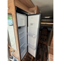 Weinsberg 700MEG CaraCore 9T-Automaat Enkele Bedden Hefbed Luifel Fietsenrek Foto #14