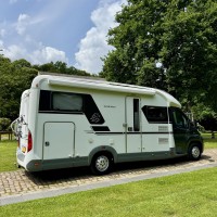 Knaus campers R22 uit 2011 Foto #2