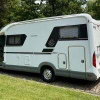 Knaus campers R22 uit 2011 Foto #1