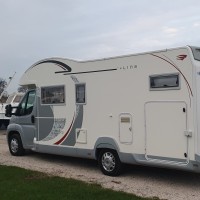 Roller Team campers T-LINE GARAGE uit 2011 Foto #2