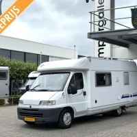 Bürstner T 603 uit 2002 Foto #3