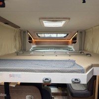 Dethleffs Trend T7057 Queensbed Hefbed Zonnepaneel Luifel Fietsenrek Foto #2