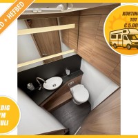 Adria Matrix Plus 670 DC uit 2022 Foto #9