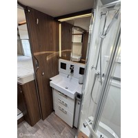 Hymer B 880 ML Enkele Bedden Hefbed Alde 2X Airco Lithium Omvormer Foto #1