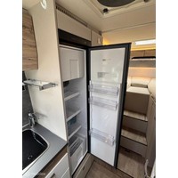 Hymer 580 Pure Exsis 9T-Automaat Enkele Bedden Zonnepaneel Omvormer Maxxfan Grote Garage Foto #31