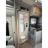 Hymer 580 Pure Exsis 9T-Automaat Enkele Bedden Zonnepaneel Omvormer Maxxfan Grote Garage Foto #37