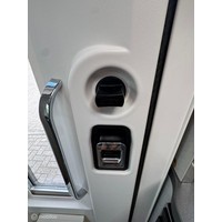 Hymer 580 Pure Exsis 9T-Automaat Enkele Bedden Zonnepaneel Omvormer Maxxfan Grote Garage Foto #17