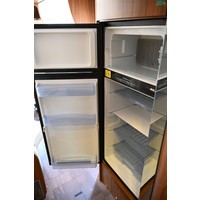 Hymer B 680 Dakairco |EP Level | Schotel | Zonnepan | Fietsdrager | AUT. Foto #17